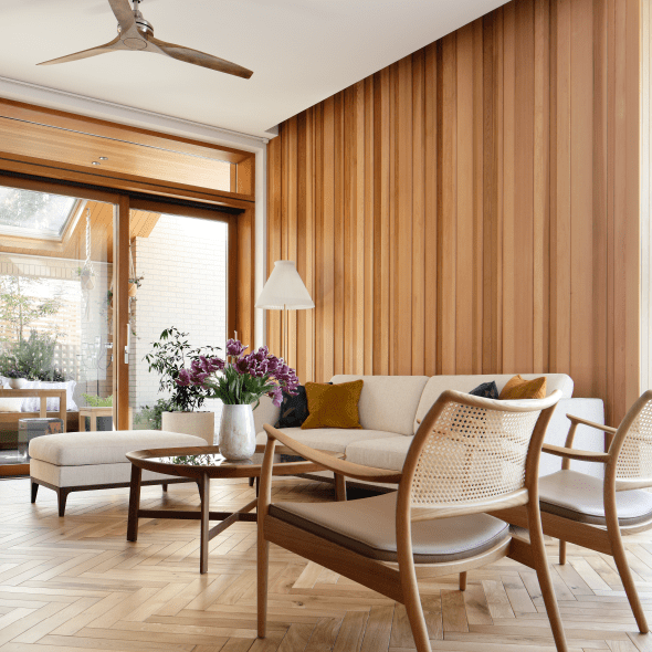 レッドシダーの無垢壁