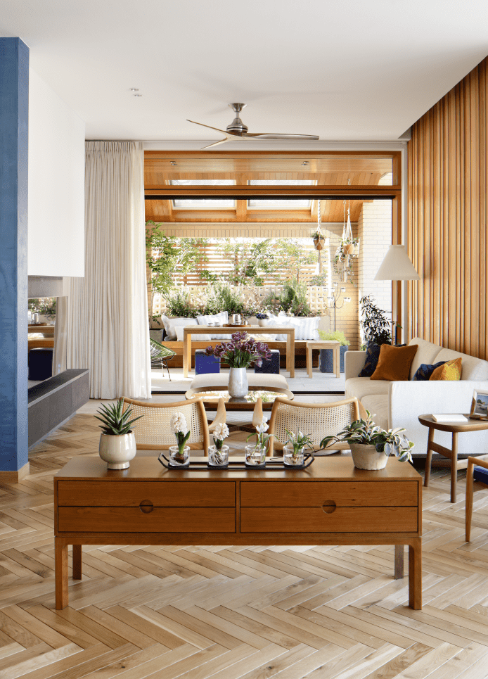 ダイナミックな空間をつくりあげる天井高