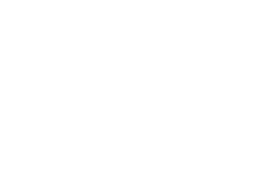 18:00 Quality Time 懐かしい雰囲気の家具やデザインがくれるゆっくりとくつろげる雰囲気。母の生けてくれる花が季節ごとに楽しみをくれる。ここは、私だけの特別な屋根裏部屋。「なんだかいい絵が描けそう」そんな気がしてくるから不思議。ひとりで過ごす時間が充実した時間になる。