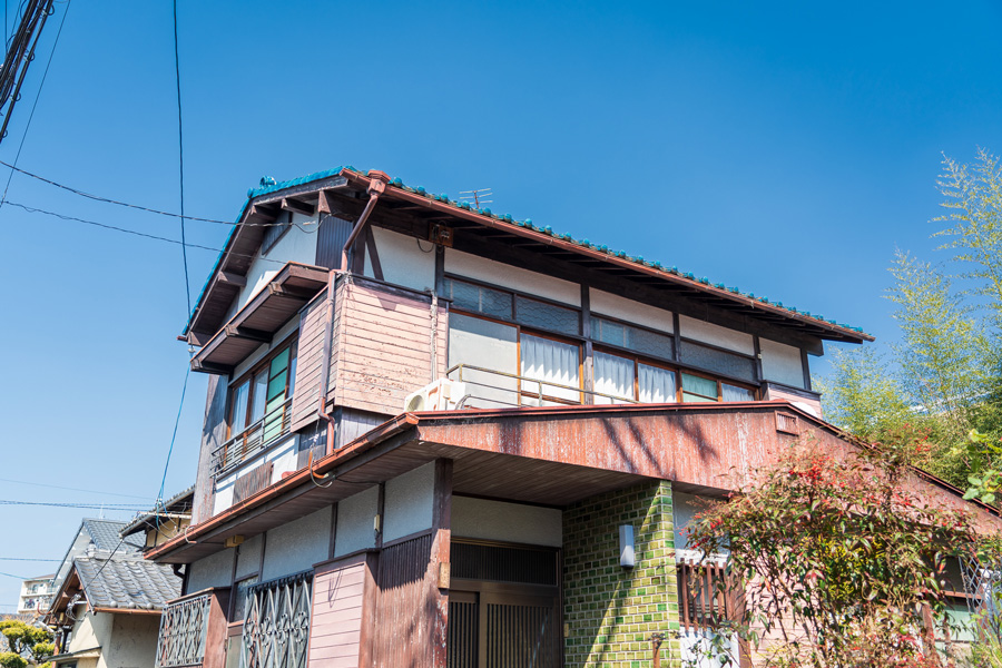 古い戸建ての民家