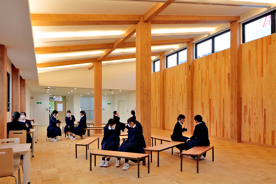 桜の聖母学院小学校・中学校（福島県）